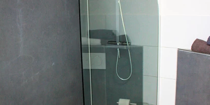 Monteurwohnung - PLZ 78736 (Deutschland) - Bad FeWo SCHWALBENNEST - FERIENHAUS RUOFF - Ursula Ruoff