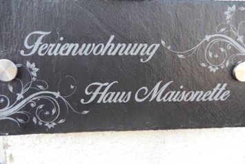 Monteurzimmer: Türschild Ferienwohnung - Haus Maisonette am Harz, Thüringen, Deutschland