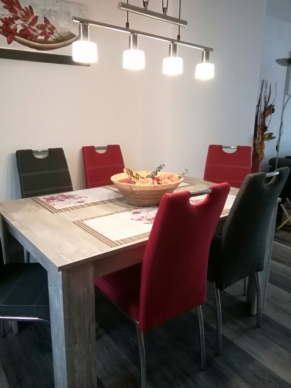 Monteurzimmer: Tisch ausziehbar mit 6 Stühlen  - Haus Maisonette am Harz, Thüringen, Deutschland