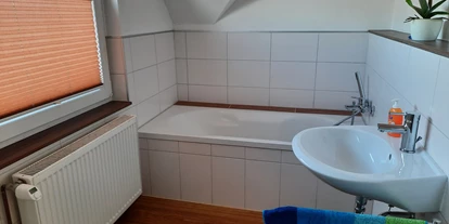 Monteurwohnung - PLZ 29303 (Deutschland) - Bad Badewanne - Ferienwohnung Persuhn