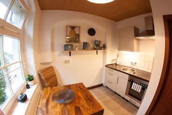 Monteurzimmer: Küche mit kompletter Ausstattung - Ferienwohnung am Bullwinkel