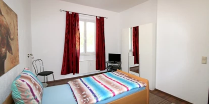 Monteurwohnung - TV - Oberlausitz - Schlafzimmer für eine Person - Ferienzimmer Görlitz