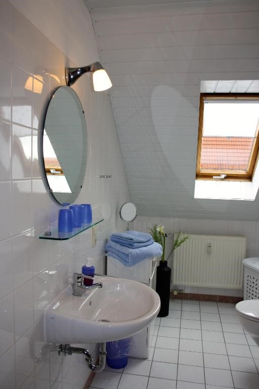 Monteurzimmer: Bad in Wohnung 2 - Ferienwohnungen Südhoff