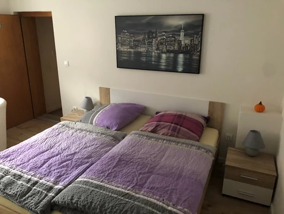 Monteurzimmer: Doppelbett - Monteurzimmervermietung Pattberg