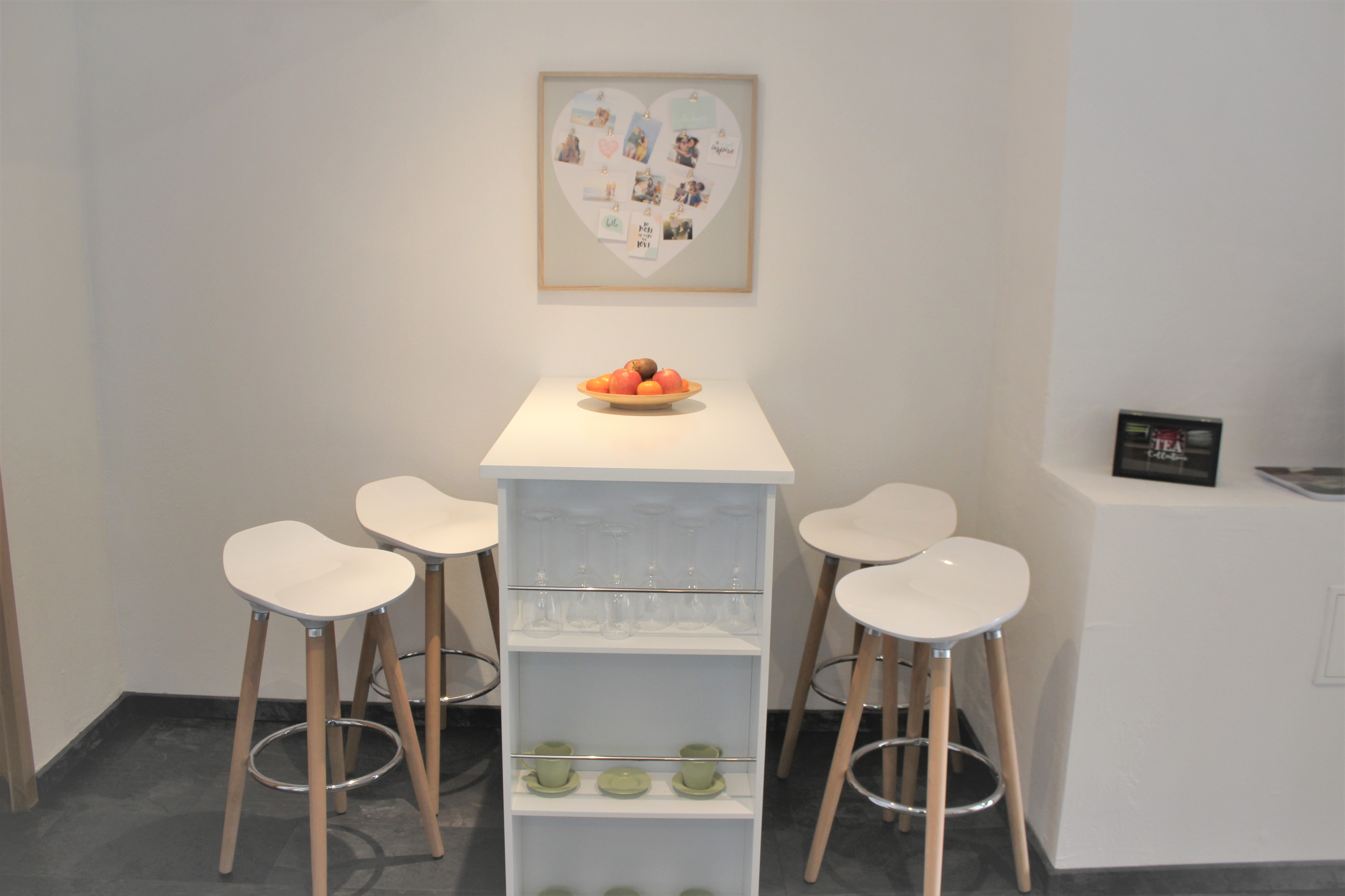 Monteurzimmer: Essplatz in der Küche - Ferien und Monteurswohnung Morgentau