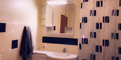 Monteurwohnung - Waschmaschine - Deutschland - Badezimmer - Zolic Edvina