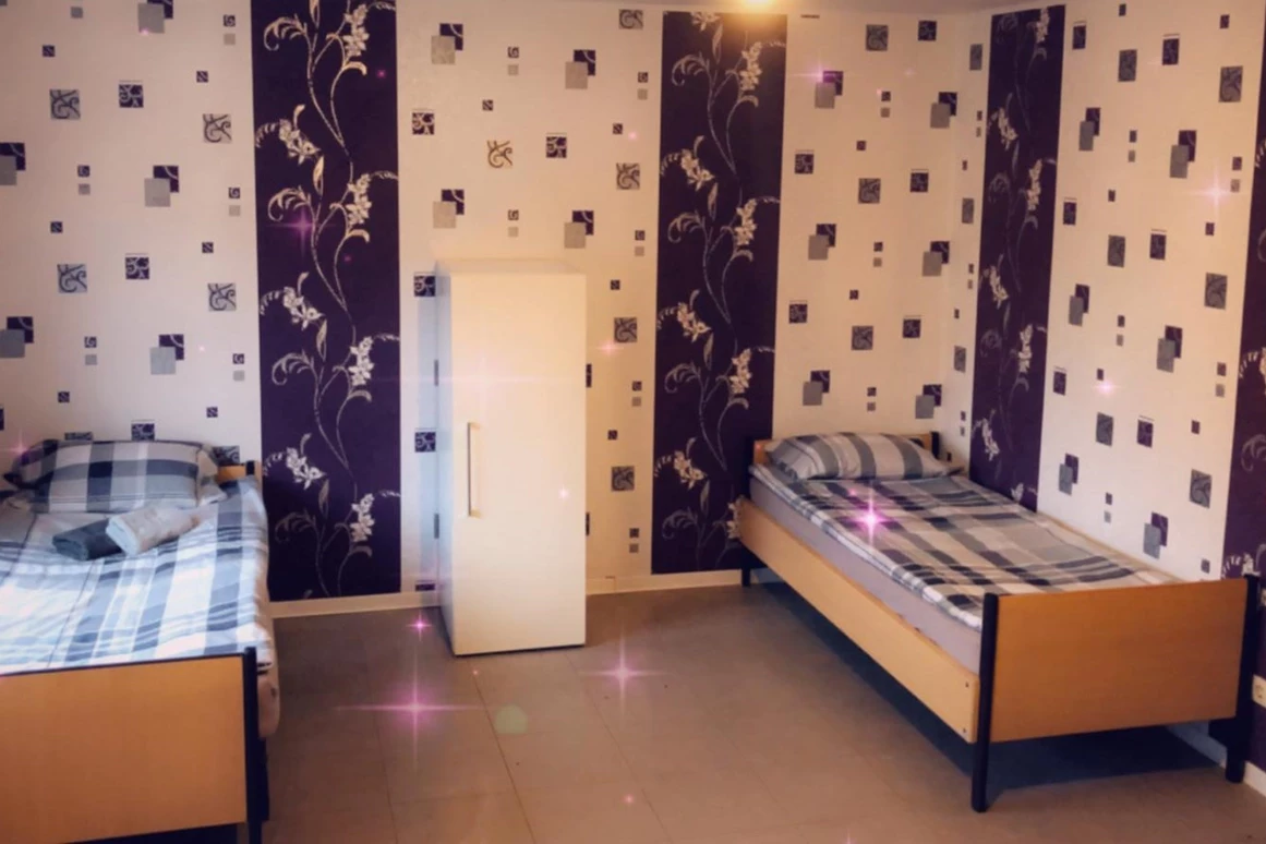 Monteurzimmer: Schlafzimmer - Zolic Edvina