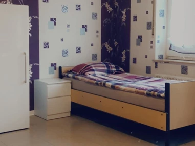 Monteurzimmer: Einzelbett - Zolic Edvina