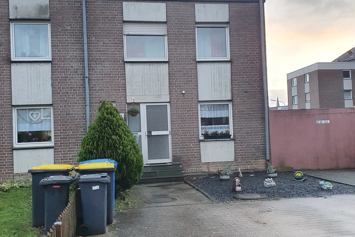 Monteurzimmer: Außenansicht - Zolic Edvina