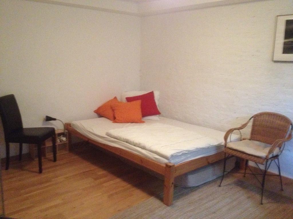 Monteurwohnung - Rödermark - Apartment mit eigenem Eingang mitten in Bornheim und trotzdem im Grünen