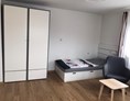 Monteurzimmer: Wohnen auf Zeit in Stuttgart Köngen max. 4 Personen  - Ferienwohnung ideal für Monteure mit Küche und eigenem Bad in Stuttgart Köngen 