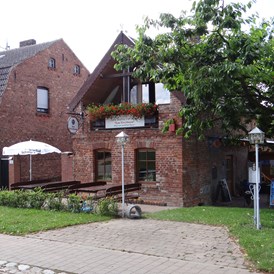 Monteurzimmer: Herberge im Hauptgebäude und Nebengebäude (separate Eingänge)  - Zum-Kirschbaum Herberge Greiffenberg