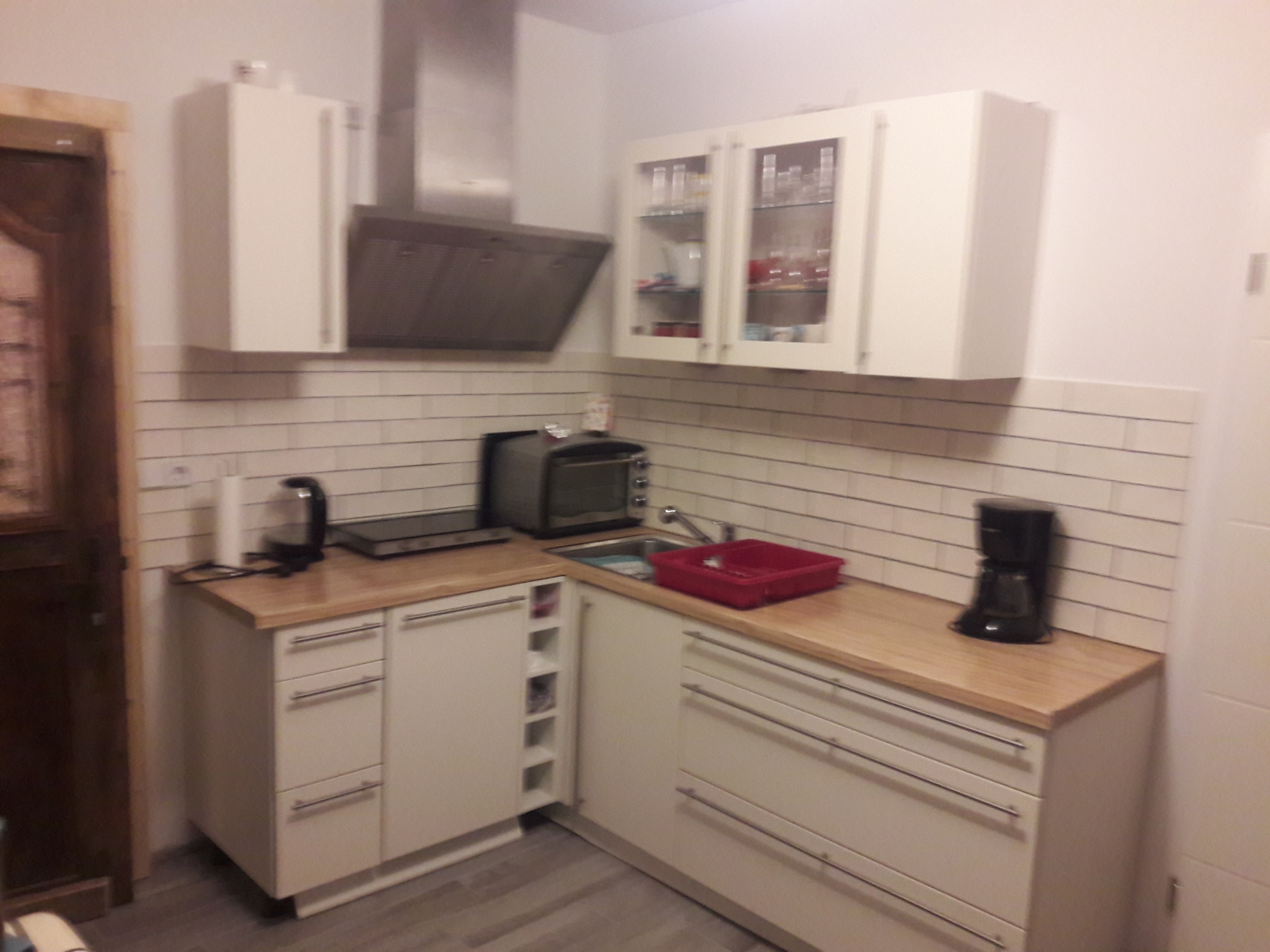 Monteurwohnung - Kühlschrank - Sachsen-Anhalt - Küche - Monteurzimmer Burgenlandkreis 