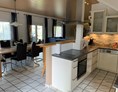 Monteurzimmer: Wohnung Gartenblick mit 110 m2 für bis zu 6 Personen - Haag Ferienwohnungen