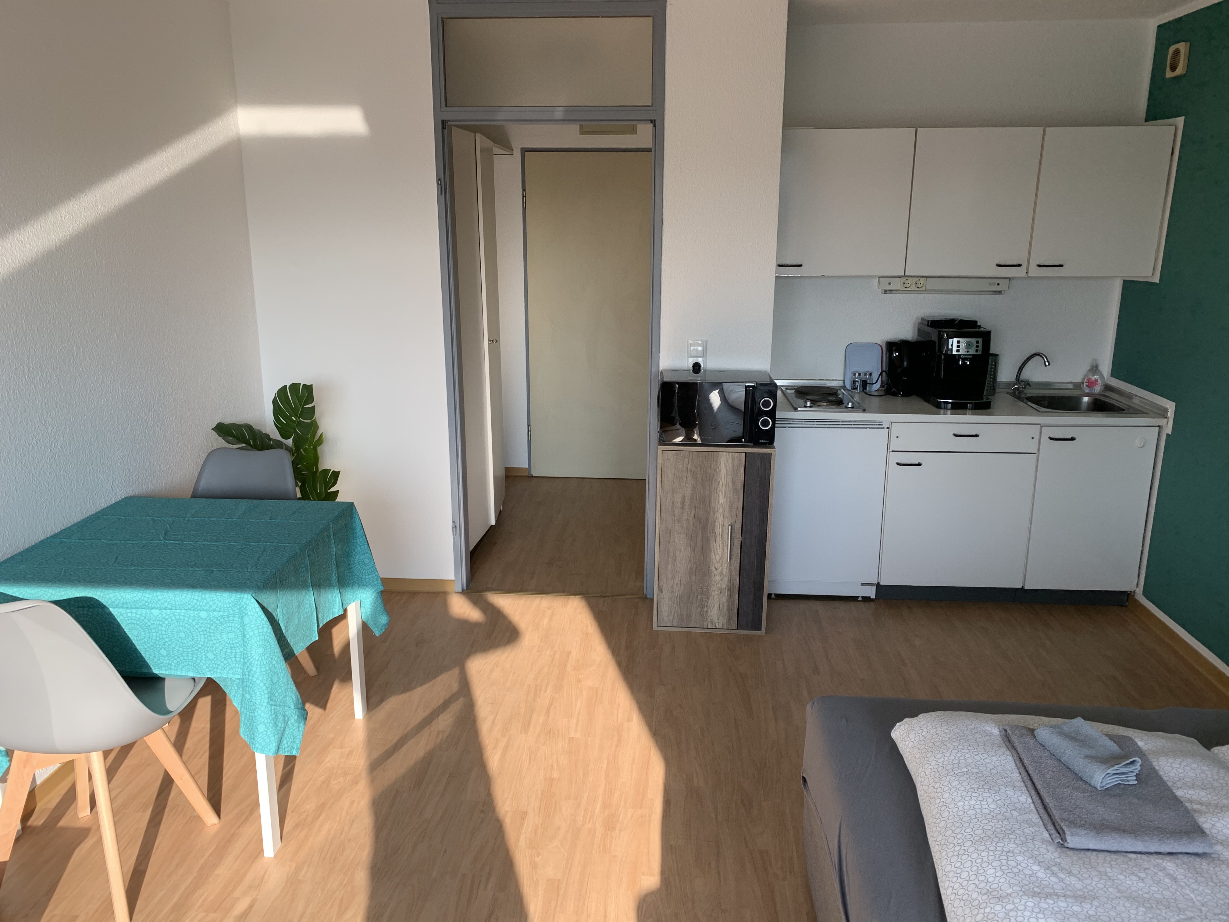 Monteurwohnung - Bettwäsche: Bettwäsche inklusive - Bayern - Zentrumsnahe ruhige Unterkunft nahe Universität Würzburg