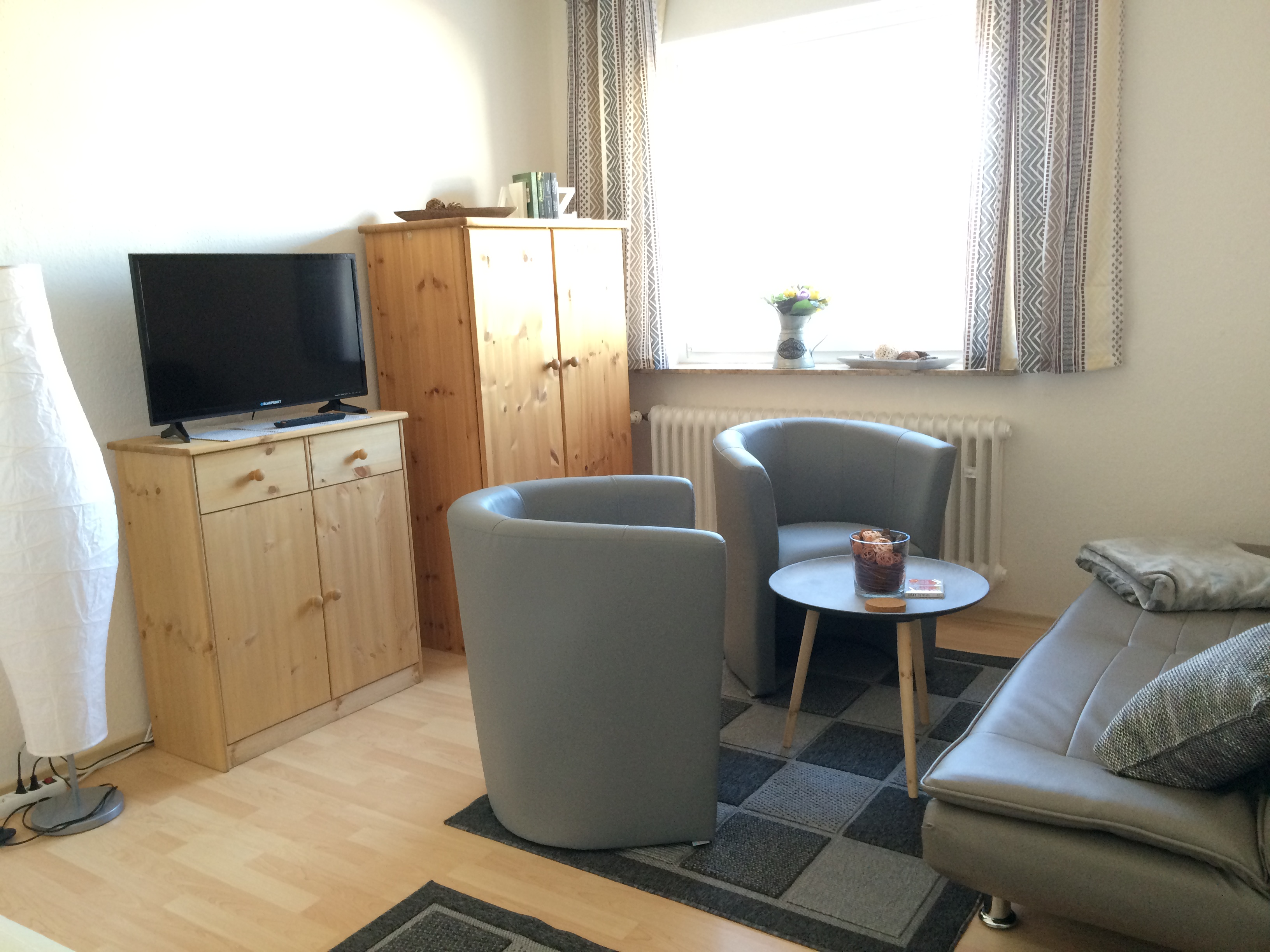 Monteurzimmer: WZ - Ferien- und Monteurwohnungen Helmstedt