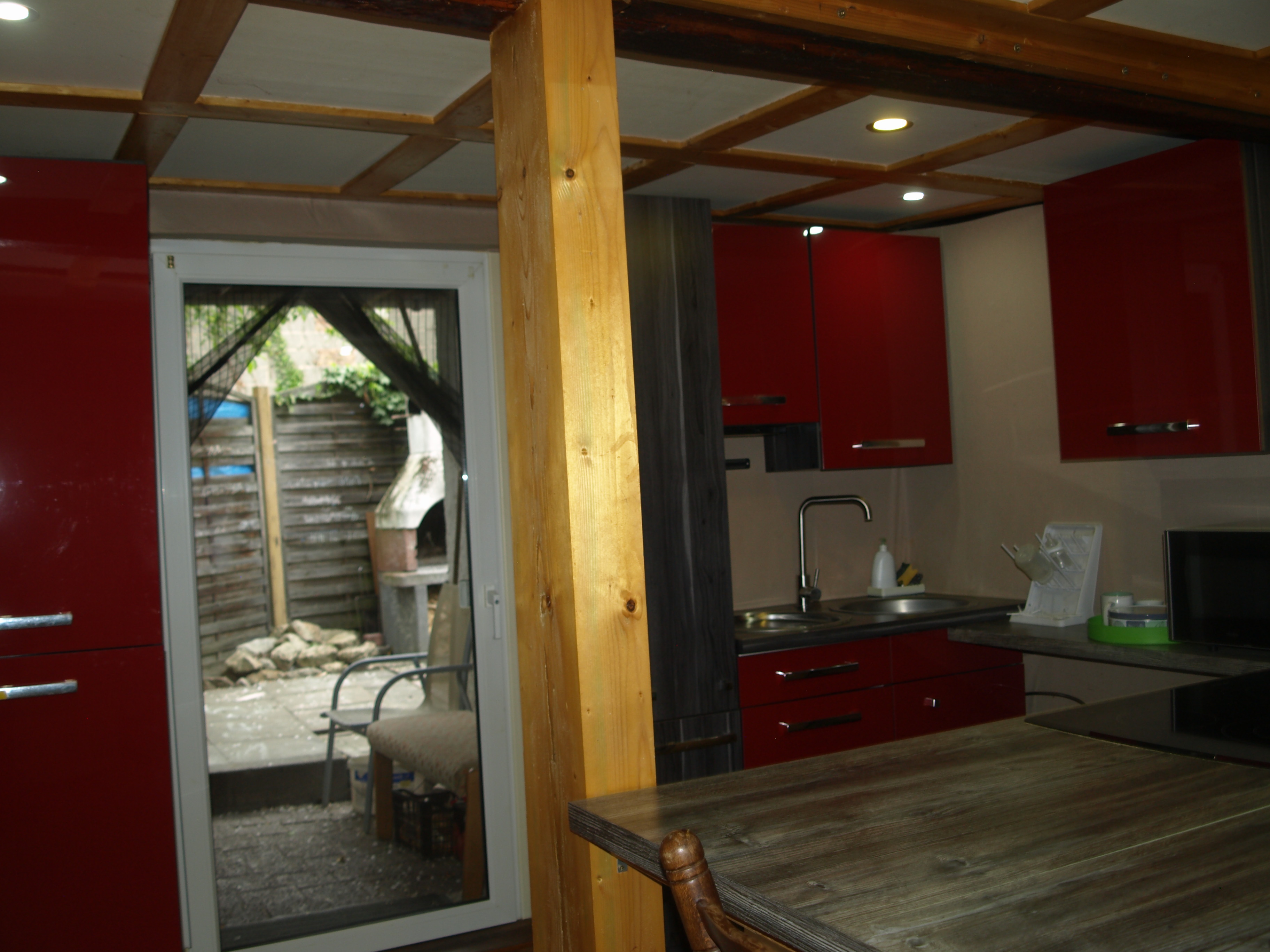 Monteurwohnung - PLZ 55129 (Deutschland) - Küche mit direktem Zugang zum Garten - Monteurwohnung Groß-Gerau