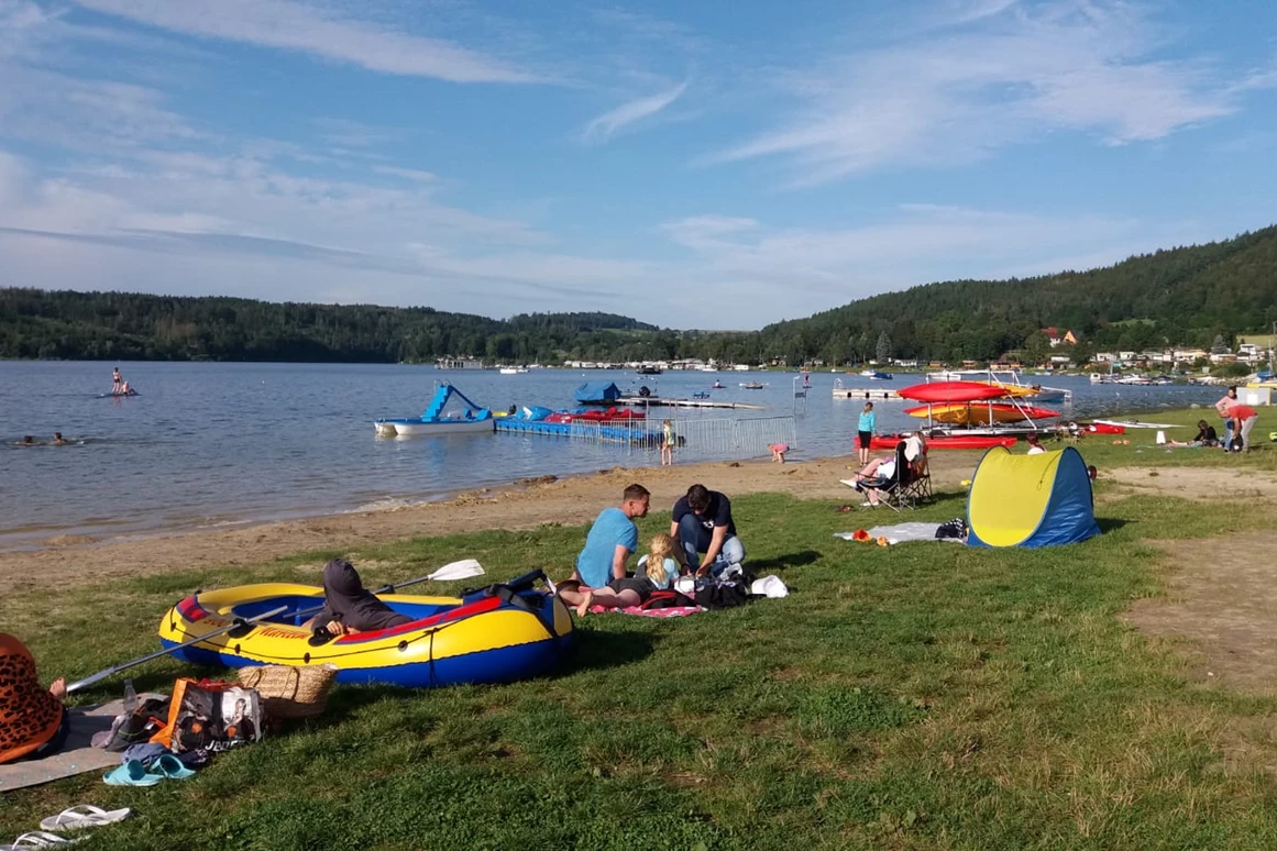 Monteurzimmer: Beach an der Saale, Saalburg, 25 km entfernt - Alte Schule Heberndorf