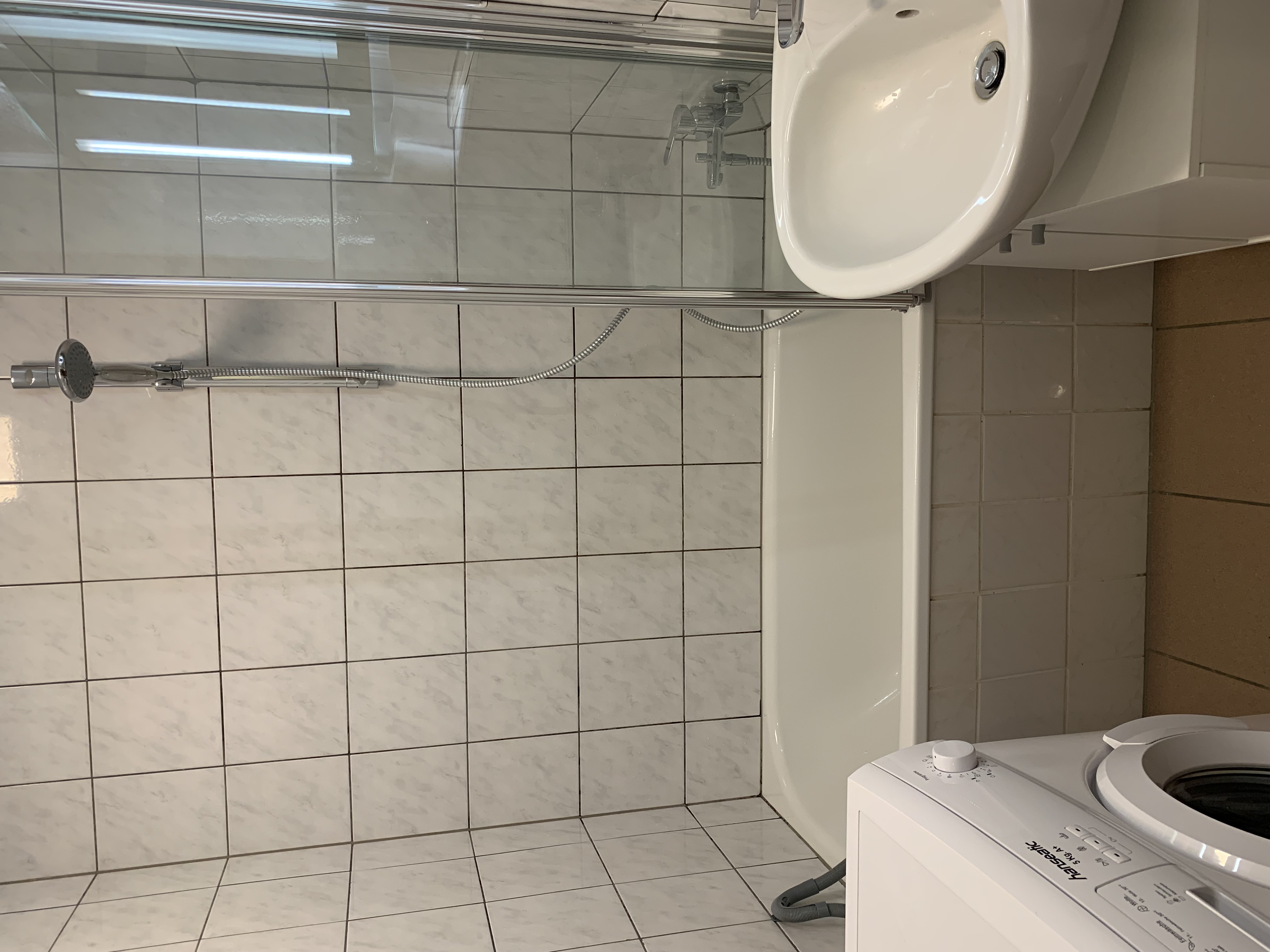 Monteurzimmer: ZUR SCHLEUSE - 3 Zi. Wohnung in Rostock Erdgeschoss