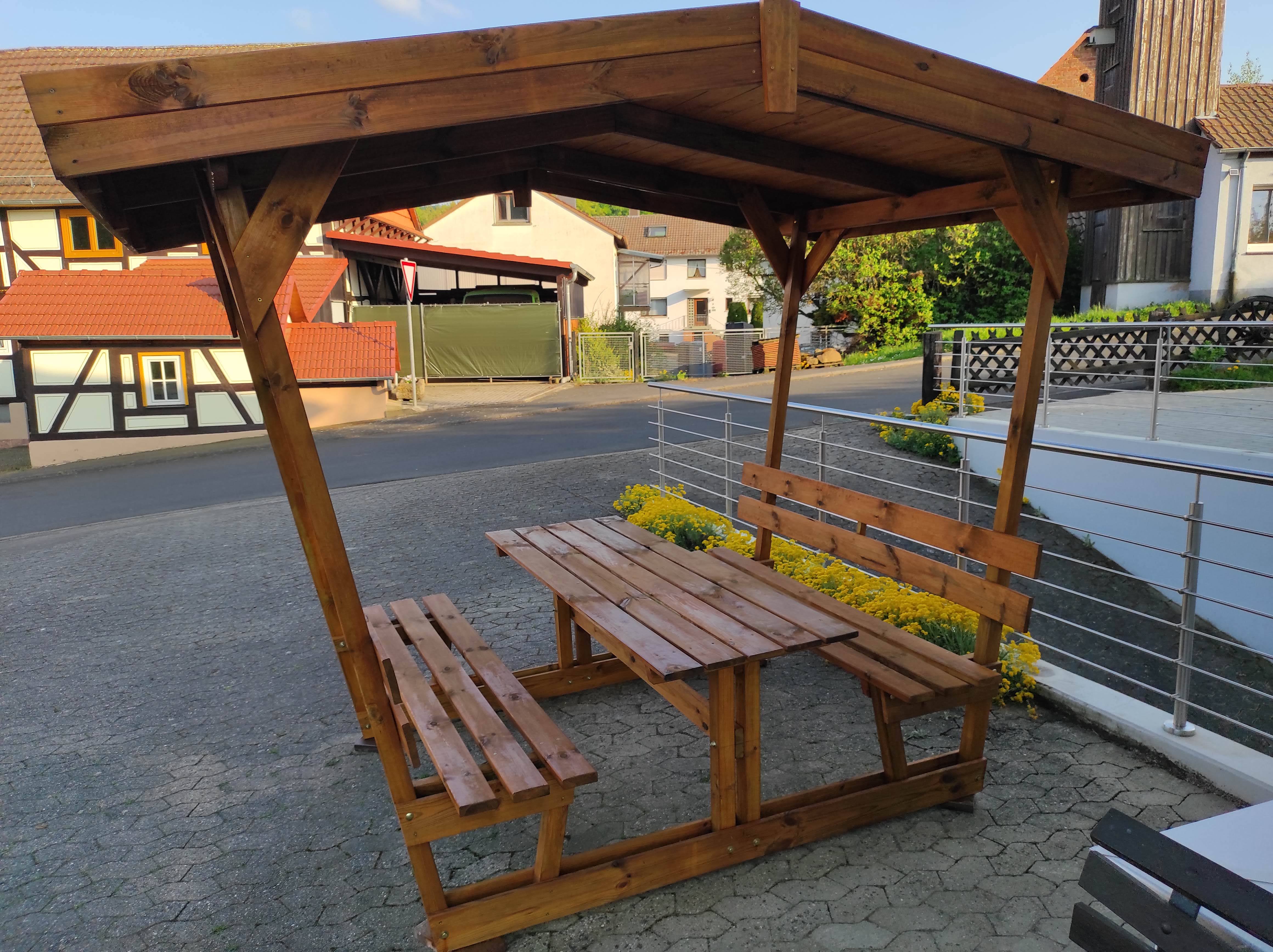 Monteurzimmer: Heidis Almhütte - Heidrun Brand Ferienwohnung