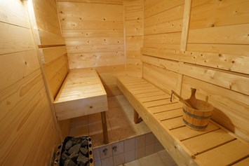 Monteurzimmer: Sauna - Rüstzeit-Seltmann Sauna Fitness Fahrradverleih