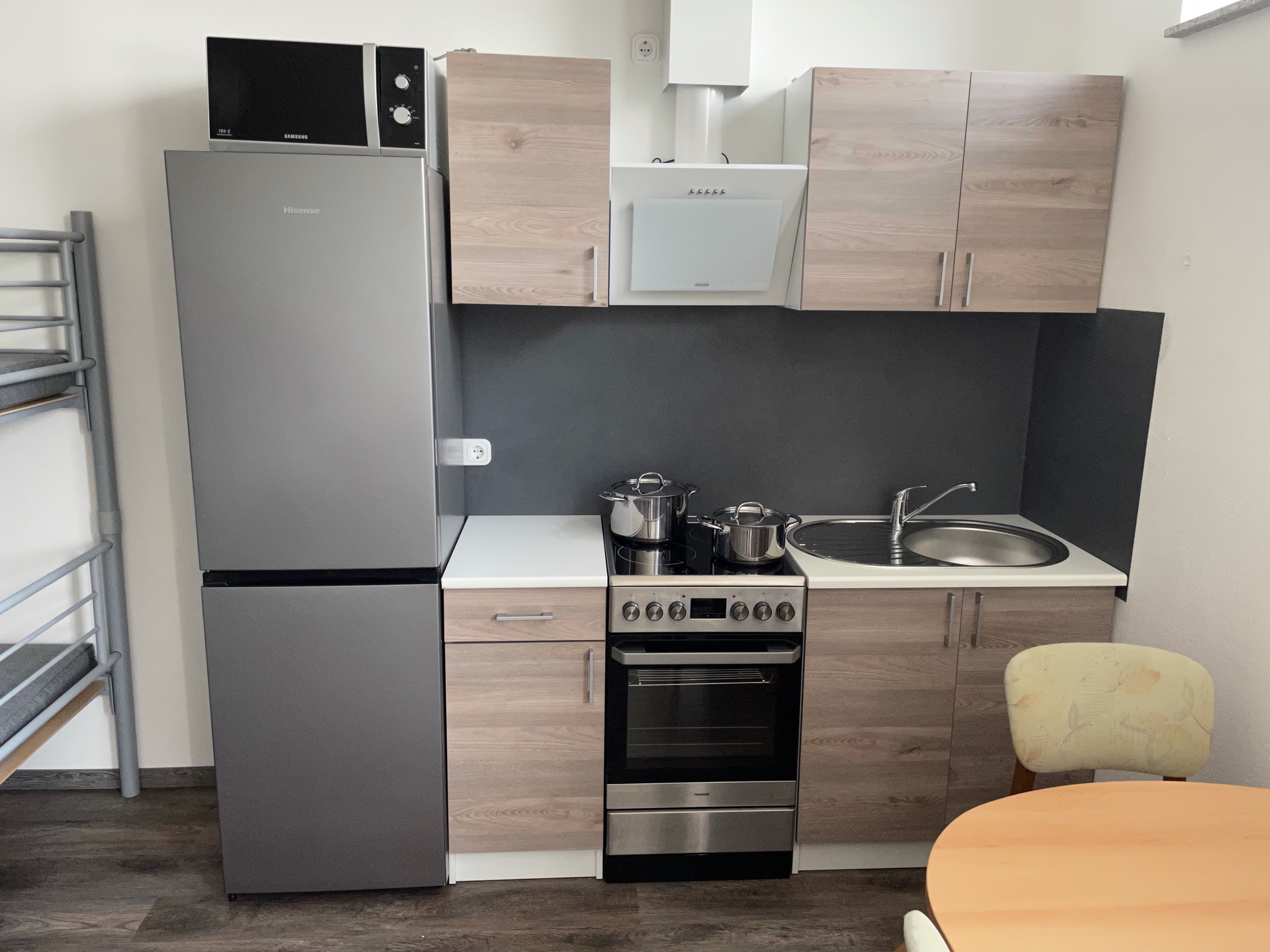 Monteurwohnung - Heinzenbach - Luxus Unterkunft Monteurwohnung