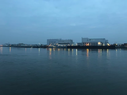 Monteurwohnung - Balkon - Deutschland - Blick auf dem Hafen vom Balkon - Monteurhaus Bremen