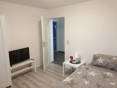 Monteurzimmer: Beispiel Einzelzimmer  - Zimmervermietung Eifelweg Hannover Vesna