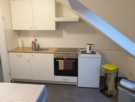 Monteurzimmer: Zimmervermietung Eifelweg Hannover Vesna