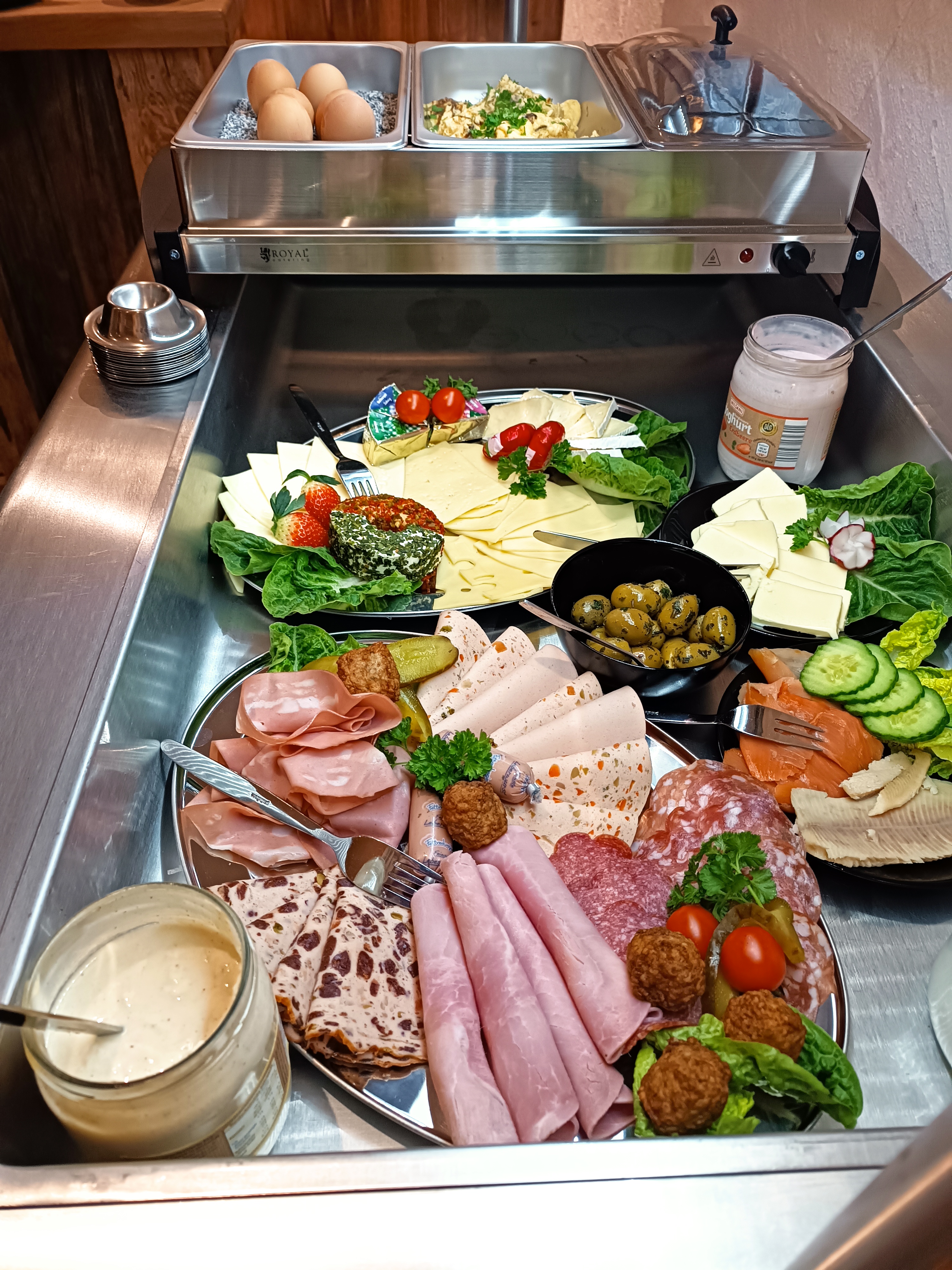 Monteurzimmer: Frühstück im Roßstall - Franzl Hof Gästehaus
