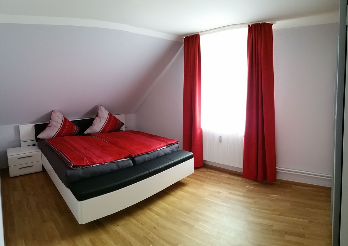 Monteurzimmer: Schlafzimmer (Beispiel) - Casa-Bola Nonnweiler
