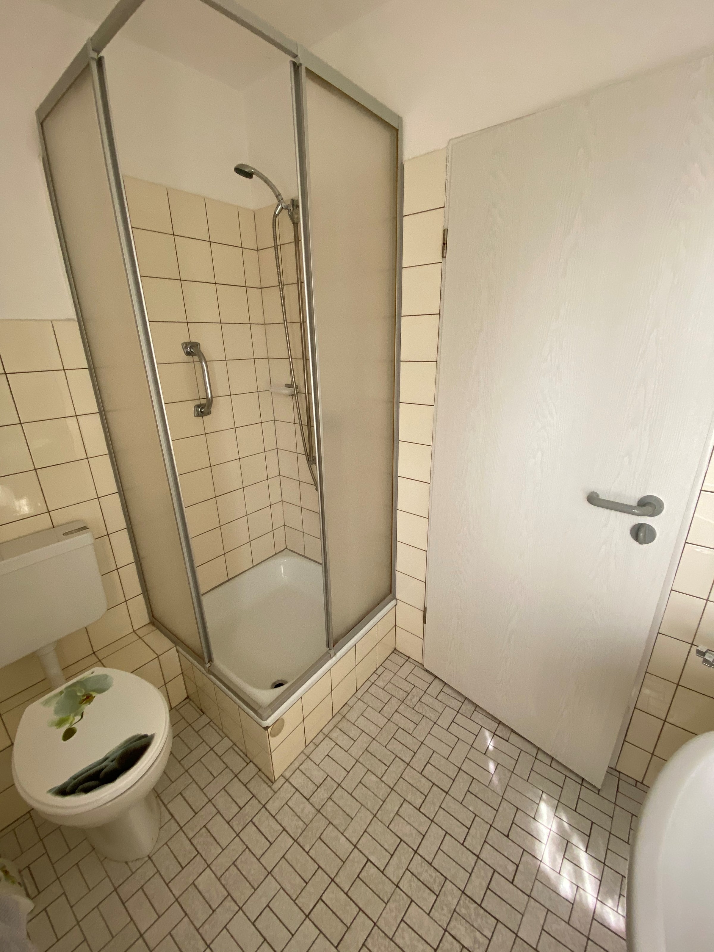 Monteurzimmer: Badezimmer - David Fröse