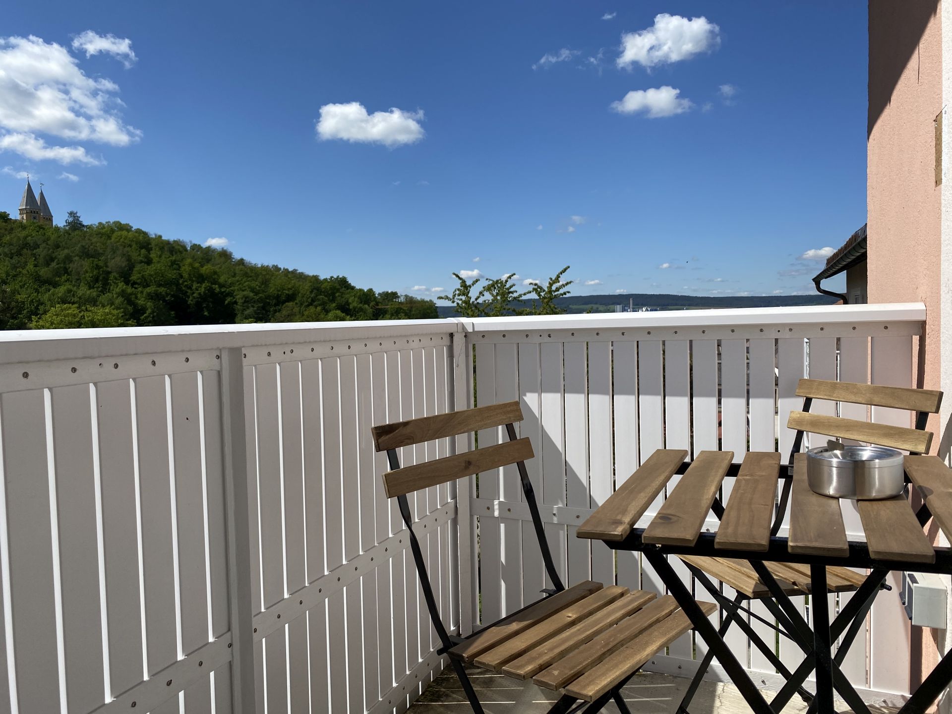 Monteurwohnung - Schwandorf - Balkon - Moderne Monteurwohnung mit Balkon (SAD151)