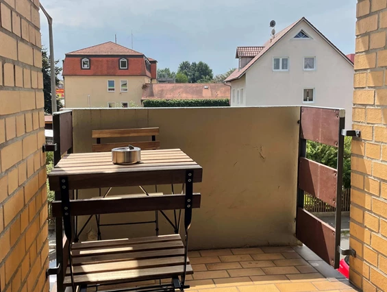 Monteurzimmer: Balkon - Gut geschnittene Monteurwohnung mit Balkon (SAD161)