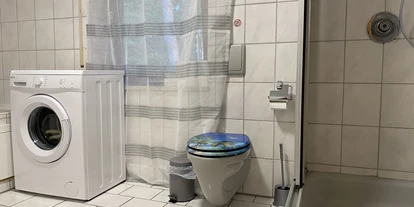 Monteurwohnung - Zimmertyp: Mehrbettzimmer - Rieden (Amberg-Sulzbach) - Badezimmer - Monteurwohnung / Übergangswohnung (WA120)