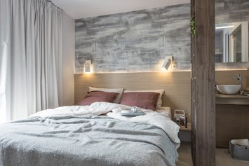 Monteurzimmer: Schlafzimmer - Hochwertiges Mobilheim am See (WA106)