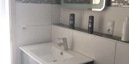 Monteurwohnung - Zimmertyp: Mehrbettzimmer - Rieden (Amberg-Sulzbach) - Badezimmer - Ferienapartment Nord Gesamt (WA325)