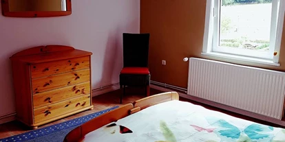 Monteurwohnung - PLZ 31860 (Deutschland) - Schlafzimmer 2 140x200 - Ferienwohnung Trompeter