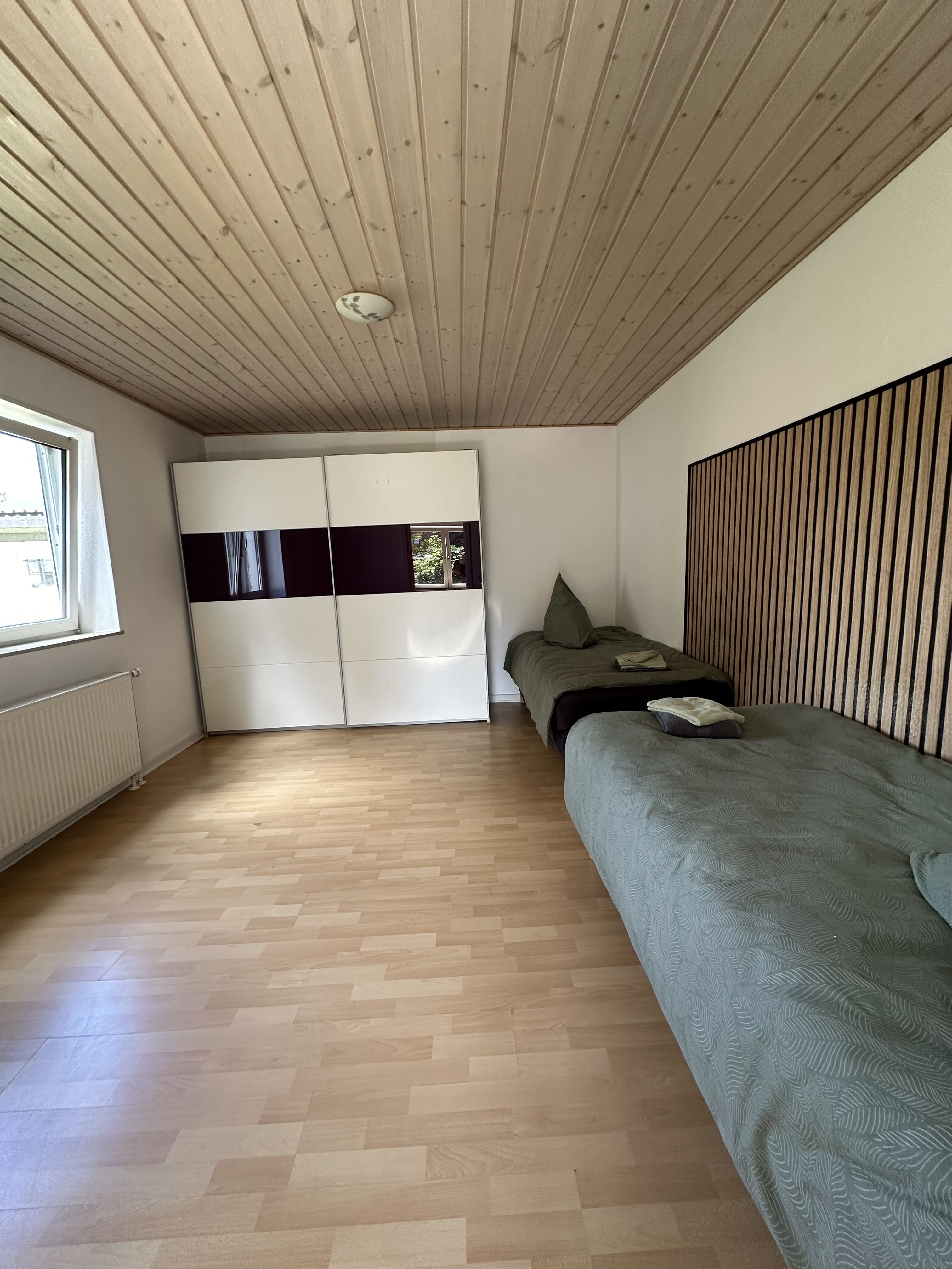Monteurzimmer: Schlafzimmer - Super Monteurhaus bis 12 Personen