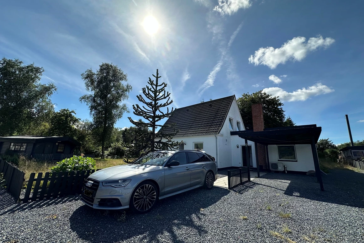 Monteurzimmer: gratis Privatparkplatz - Super Monteurshaus bis 12 Personen