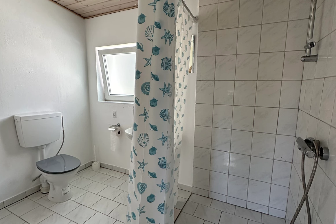 Monteurzimmer: Bad - Super Monteurshaus bis 12 Personen