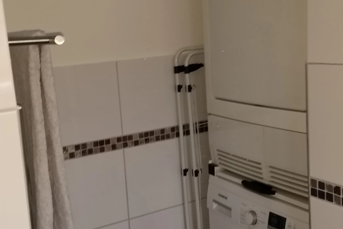 Monteurzimmer: Waschmaschine und Trockner  Wohnung DG - Ferienwohnung Hahn in Fulda