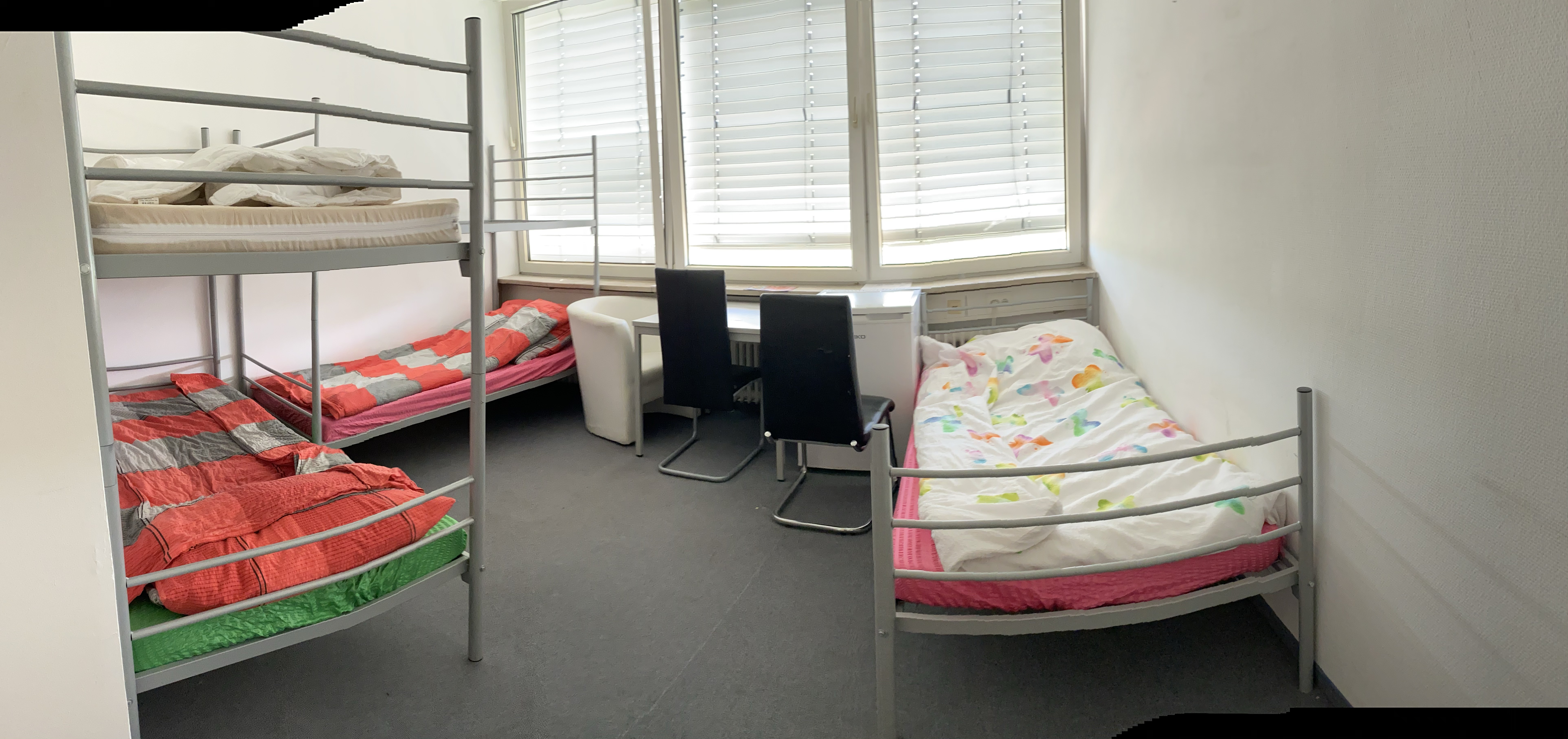 Monteurwohnung - Parkplatz: eigener Parkplatz vorhanden - Oberbayern - CENTRAL SLEEP