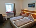 Monteurzimmer: Schlafzimmer Fewo - Ferienwohnung Saunahaus