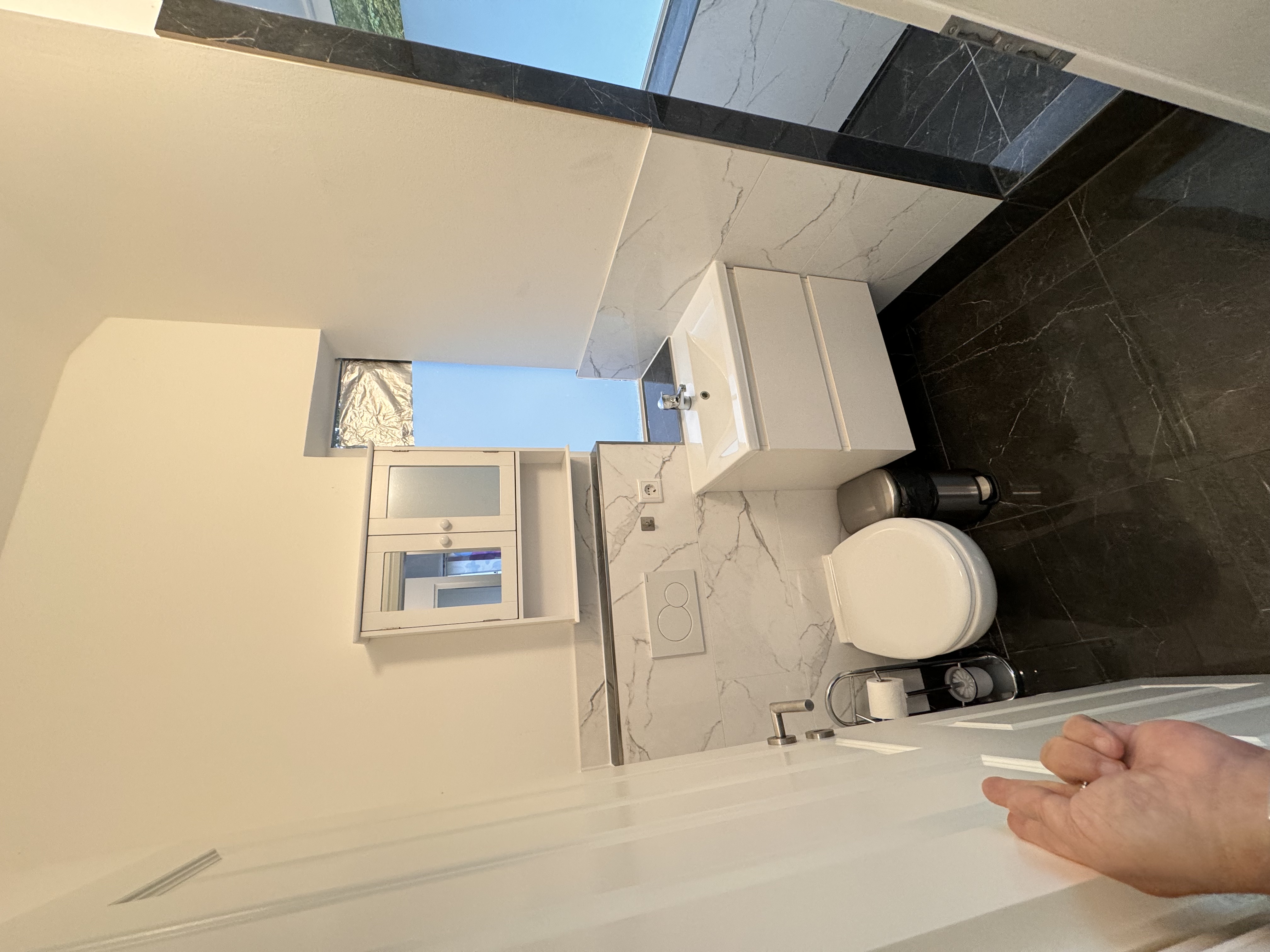 Monteurzimmer: Moderne Wohnungen kompl. ausgestattet mit schnellem Internet & Smart TV