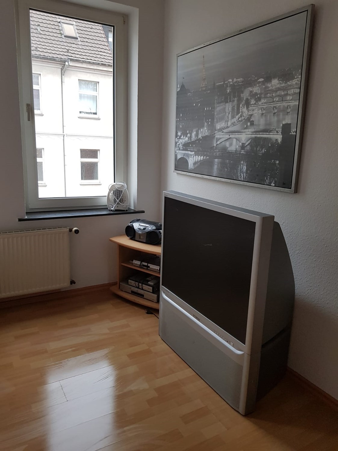 Monteurzimmer: Fernseher - Apartment Monteurzimmer Duisburg