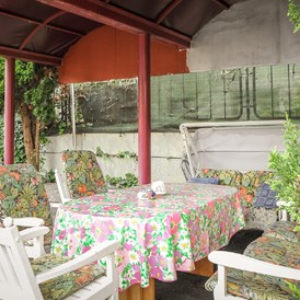 Monteurzimmer: Garten Sitzplatz - Ferienwohnung Klenk 2