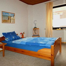 Monteurzimmer: Einzelzimmer - Ferienwohnung "Alte Leibzucht" in Emmerthal