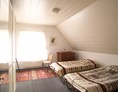 Monteurzimmer: Schlafzimmer 2 Betten - Surwolds Wald monteurzimmer umgebung Papenburg max 4 Personen
