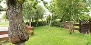 Monteurwohnung - Schwäbische Alb - Blick in den Garten - Haus Feldblick Neubulach